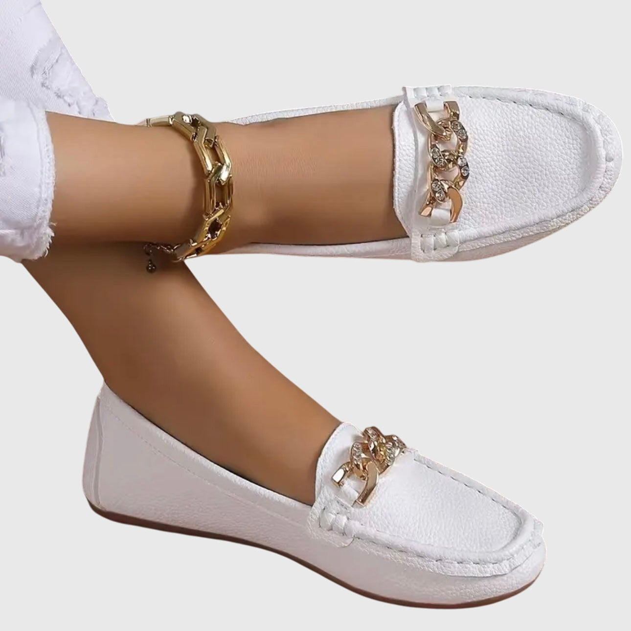 10.5 / White