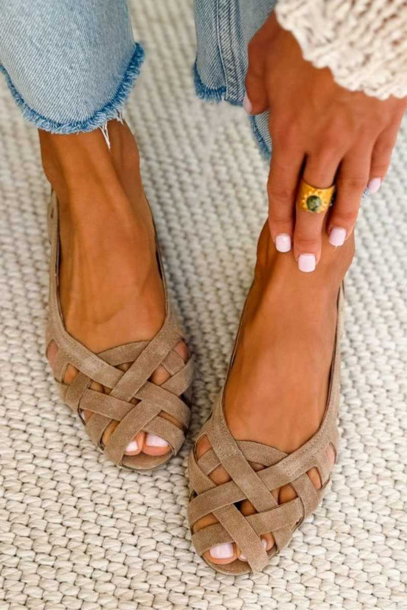 Beige / US 11