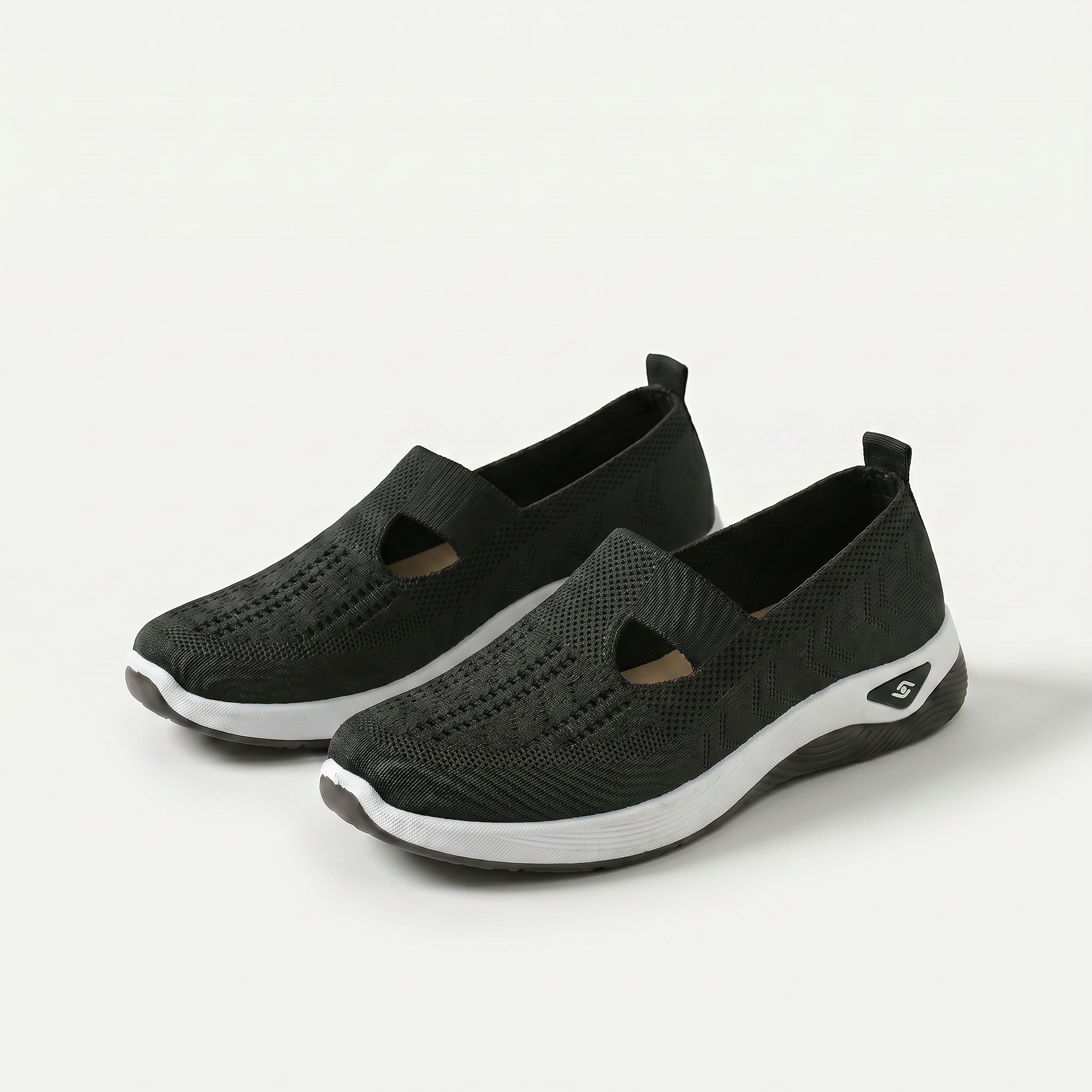 Black / 13