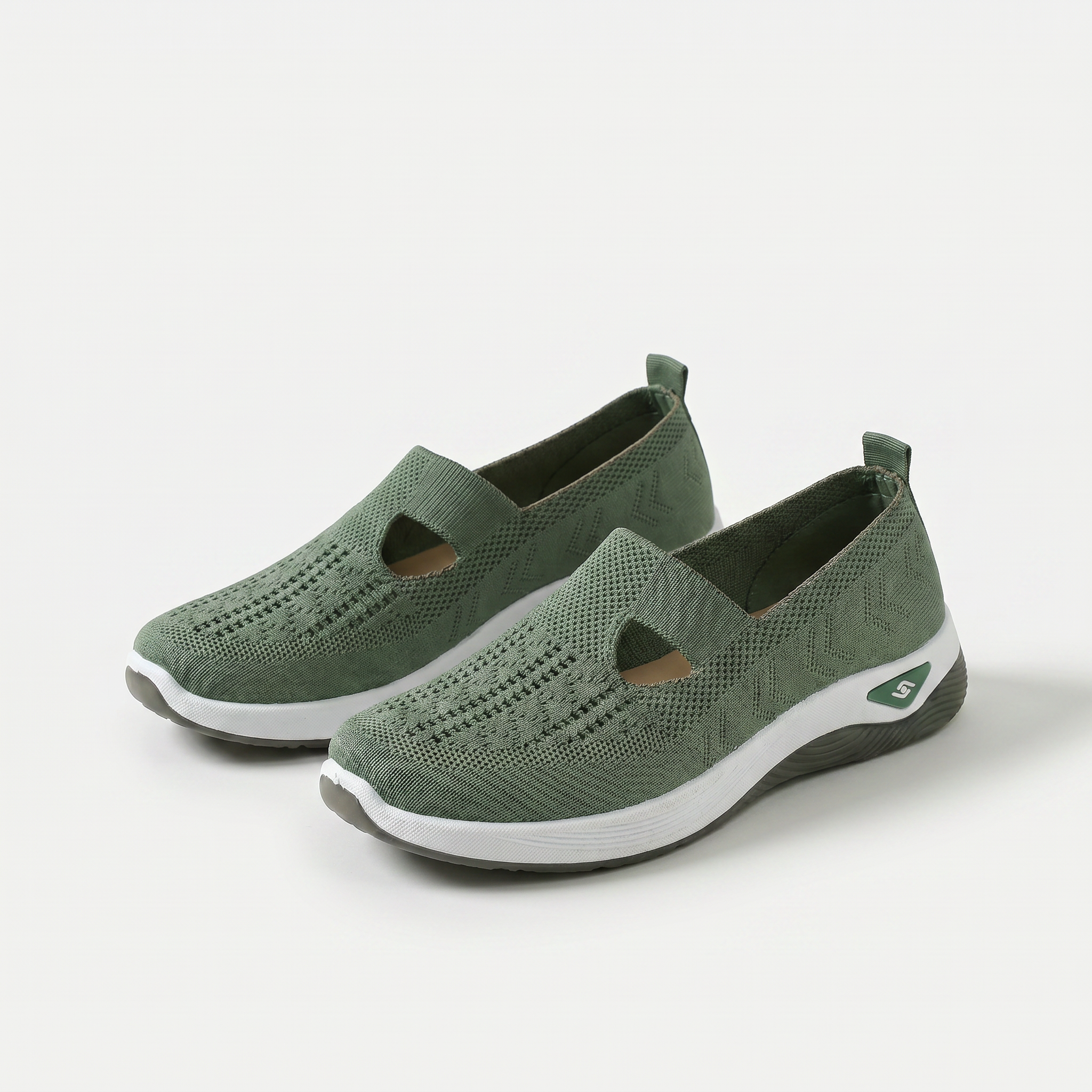 Green / 13
