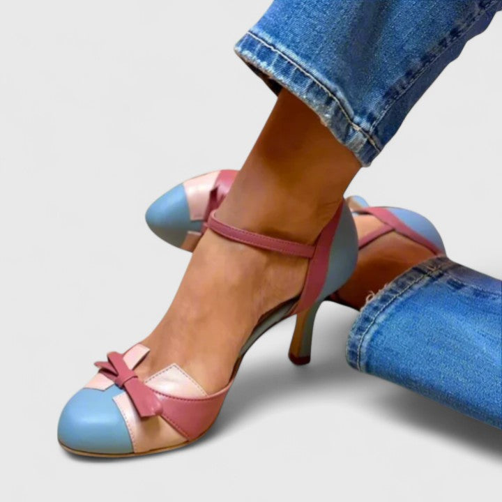 Blue / 11 US | 42 EU | 9 AU