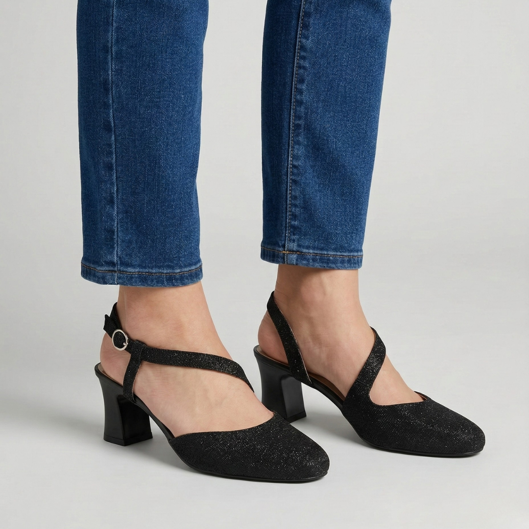 Black / 9