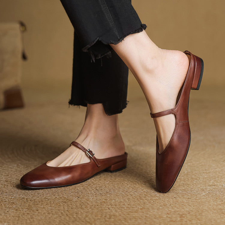 Brown / 12