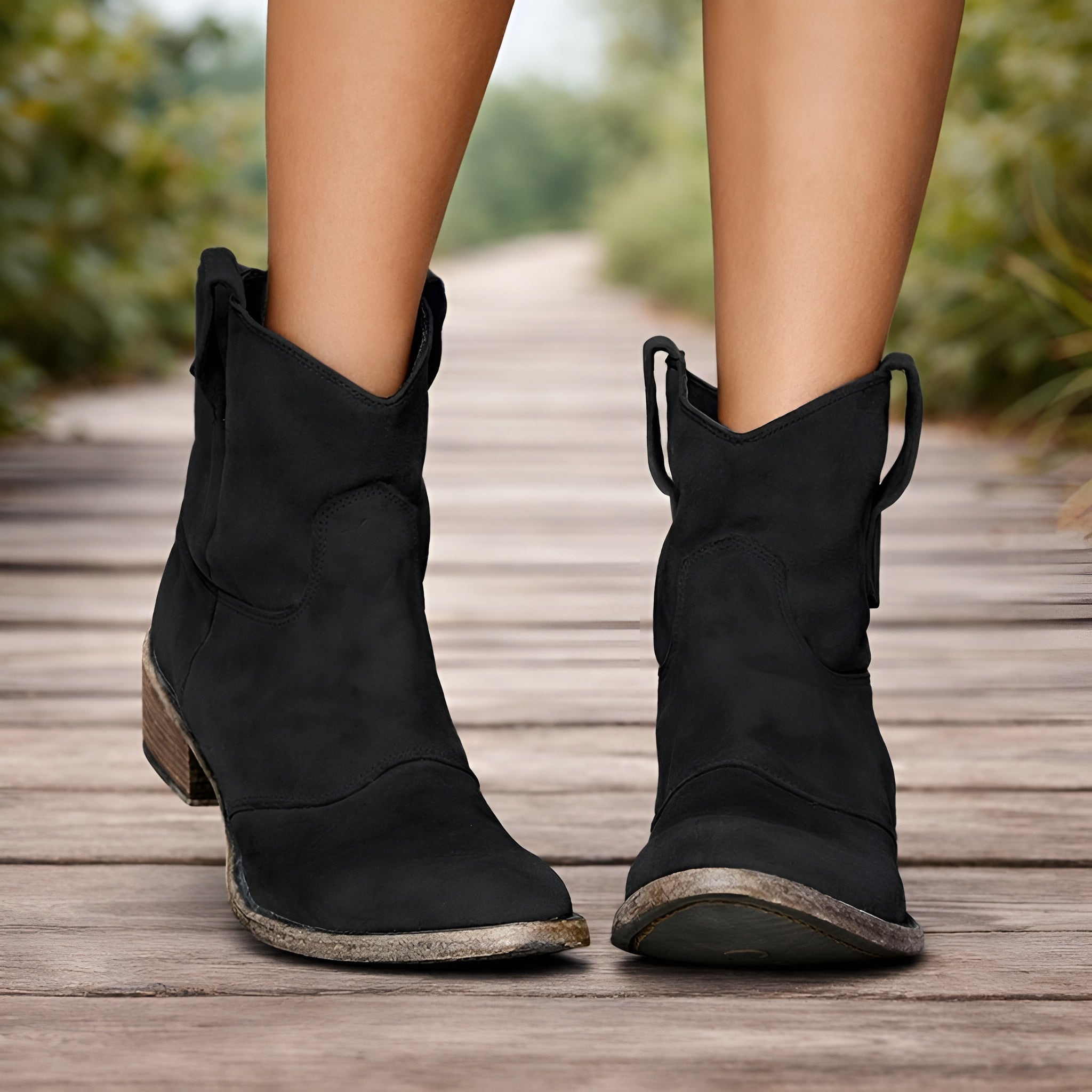 Black / 43