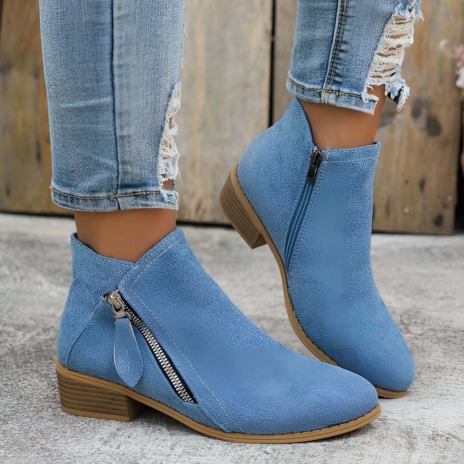 Blue / 43
