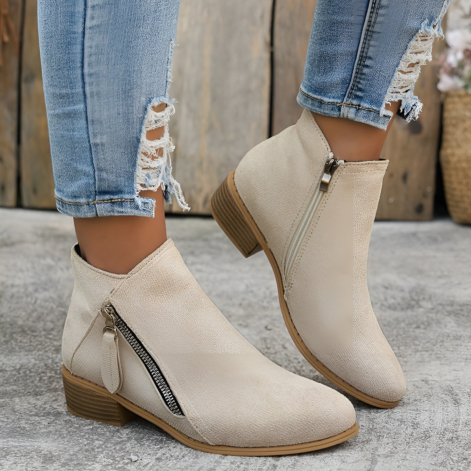 Beige / 43
