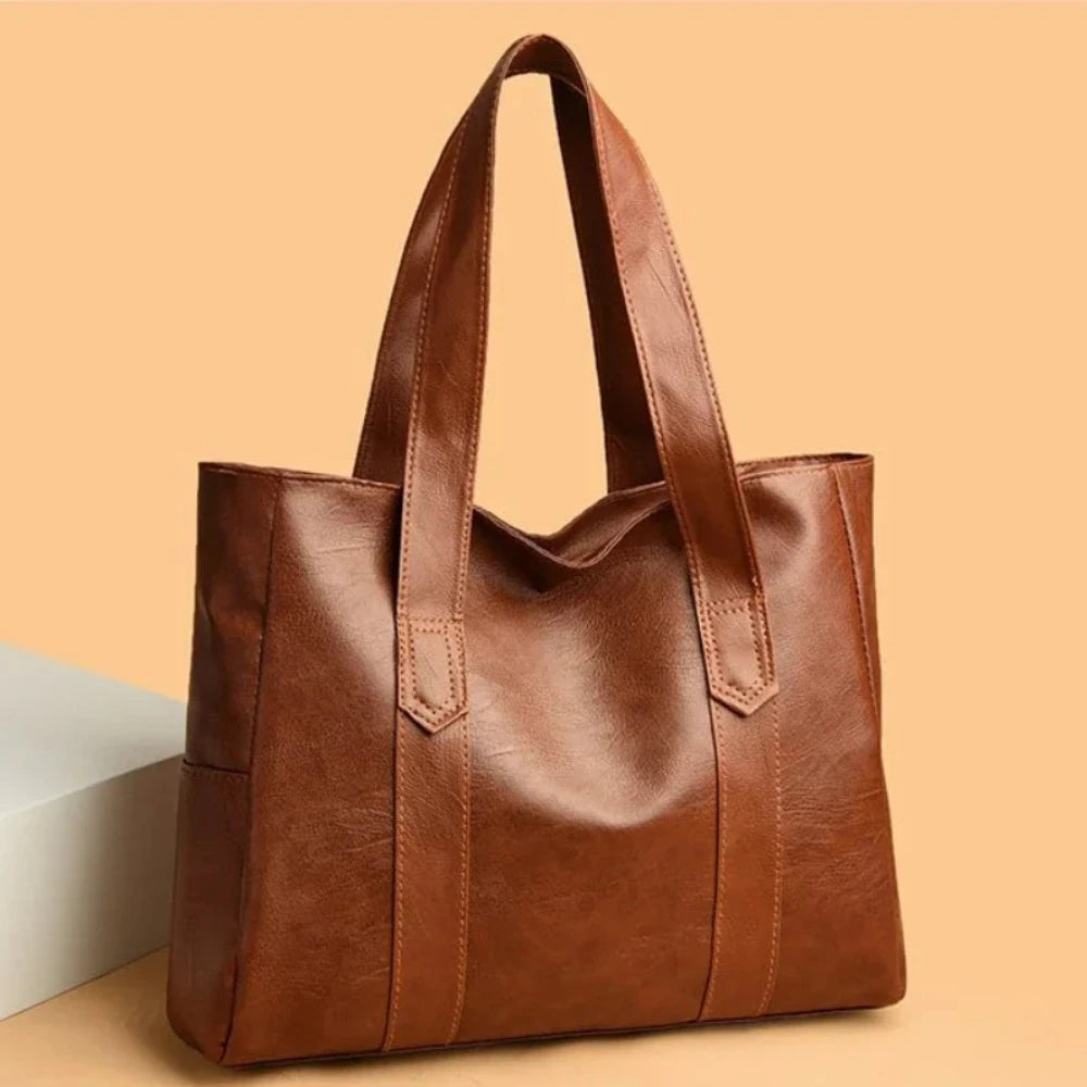 Brown / 40x28x12 cm (15.7 x 11.0 x 4.7 in)