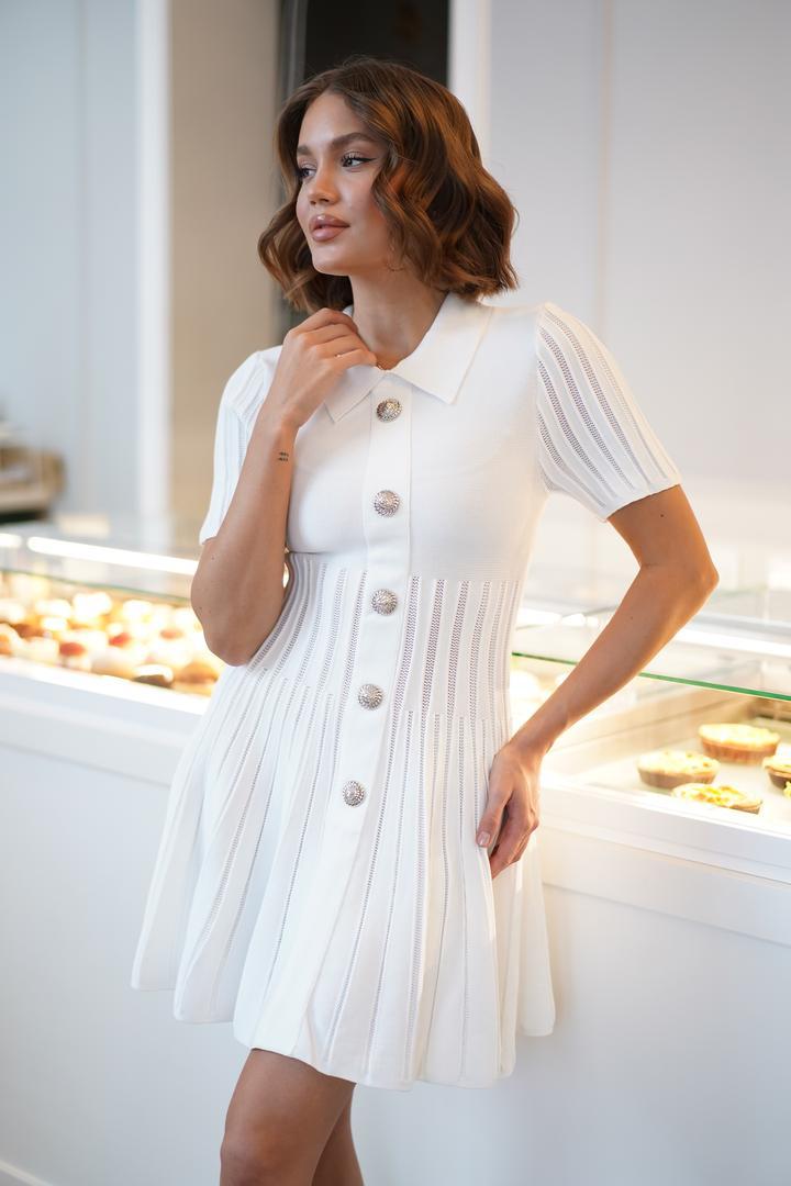 White / XL