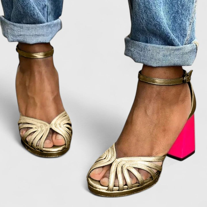 Gold / 11 US | 42 EU | 9 AU