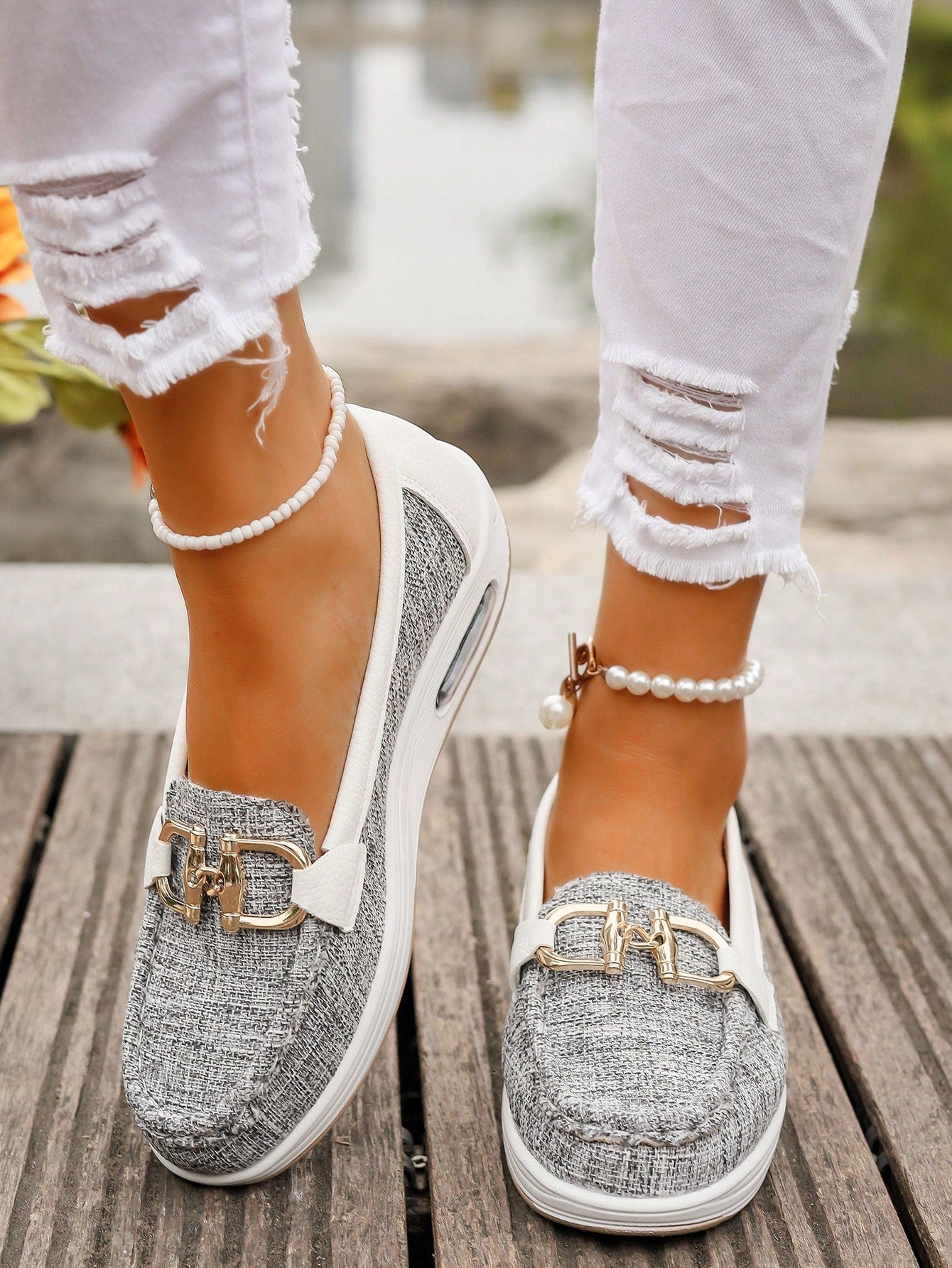Gray / 12