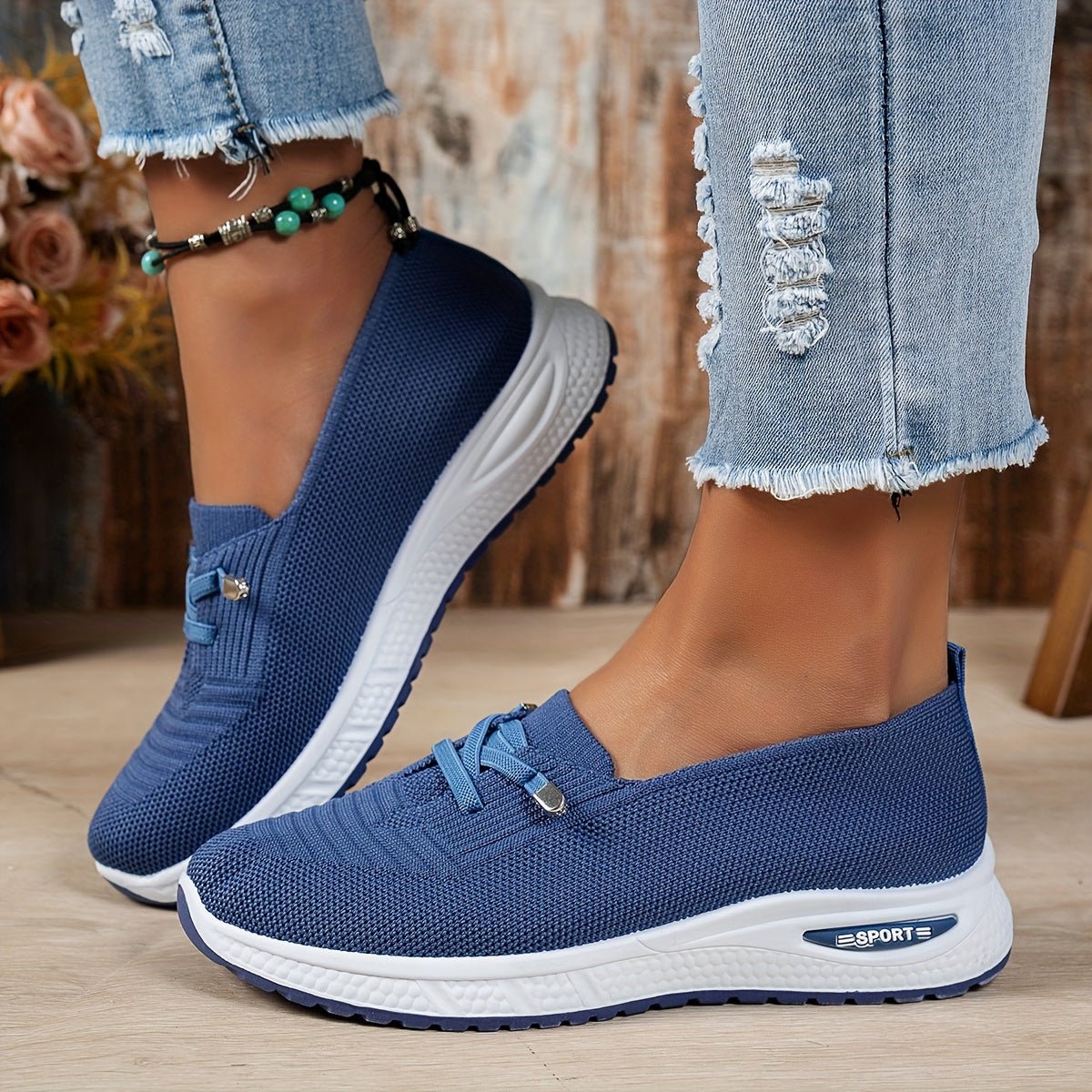Blue / 9